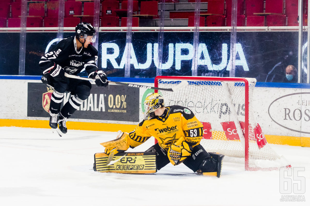 Mikael Pyyhtiällä oli keskiviikkona lentokeli.