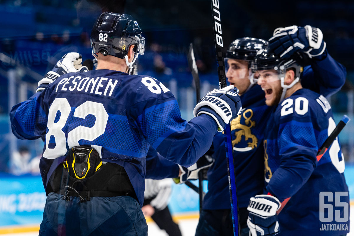 Leijonien ylivoima takoi tulosta.