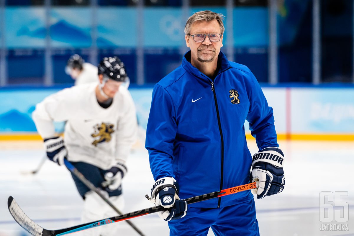 Jukka Jalonen kokee venäläisten kunnioittavan Suomea.