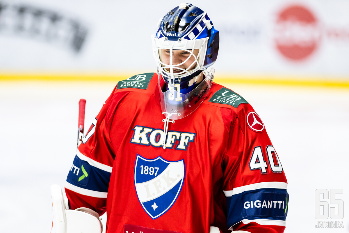 Roope Taponen palaa HIFK-nuttuun.