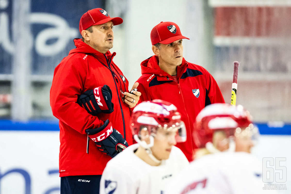 HIFK:n valmennuksella on kova työ uuden joukkueen kanssa.