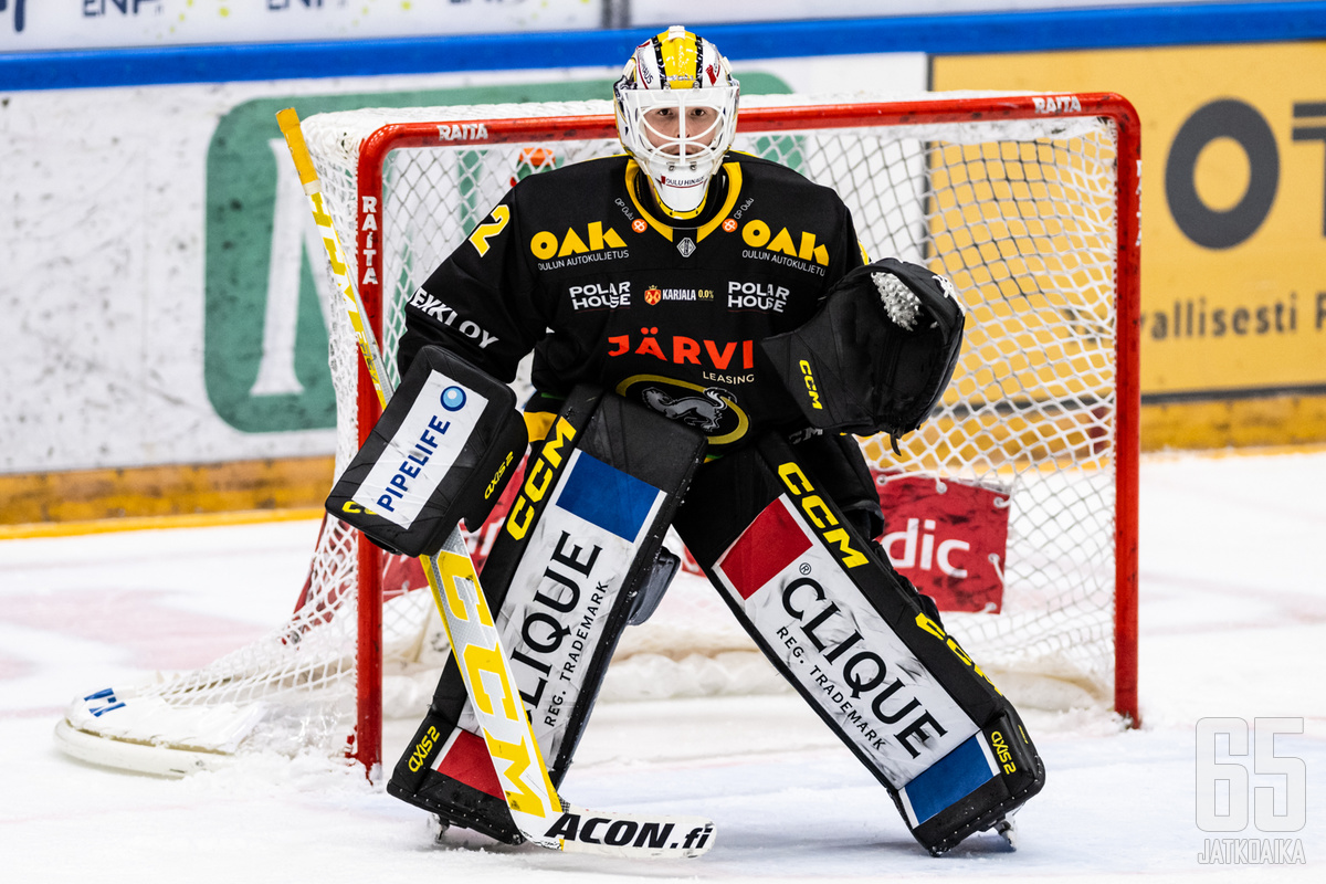 Joel Blomqvist loukkaantui joulukuussa Tapparaa vastaan ja on nyt pelikuntoinen.