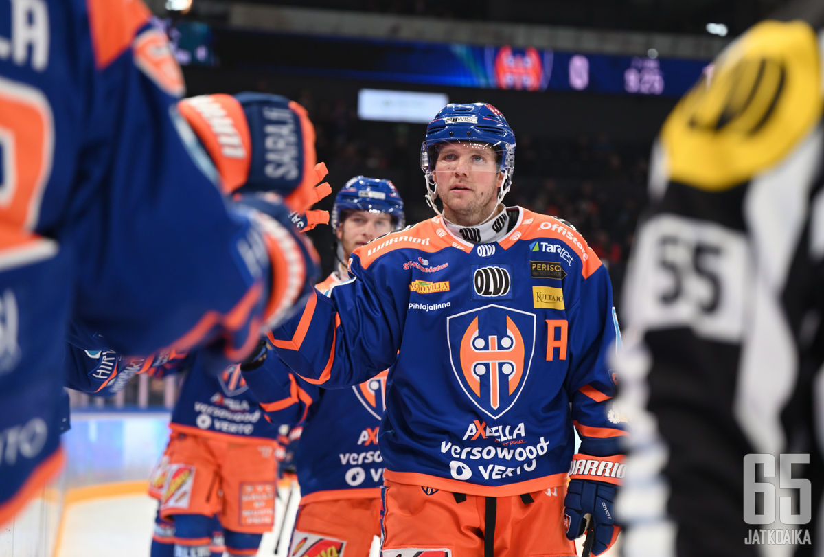 Tappara Nousi Kotivoitolla Sarjakakkoseksi – Sport Taipui Tampereella ...