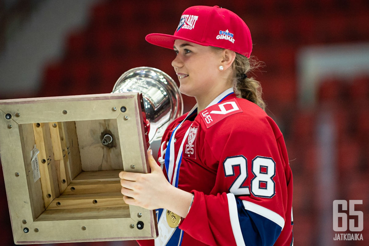 Vanhanen iski HIFK:lle voittomaalin ottelun loppuhetkillä.