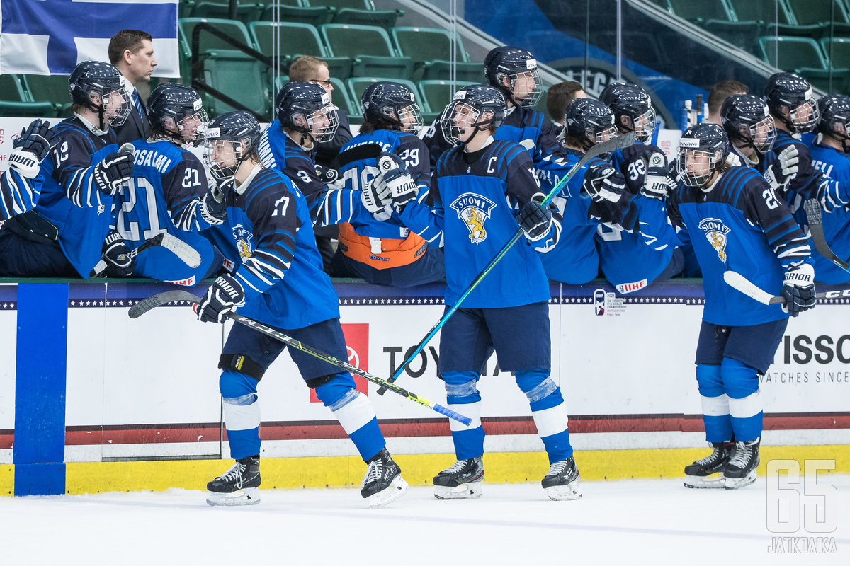 U18: Suomi nousi kahdesti kahden maalin takaa ohi Tšekin  -  Tšekki U18 - Suomi U18 - MAAJOUKKUE - Otteluraportti  -  Kaikki jääkiekosta