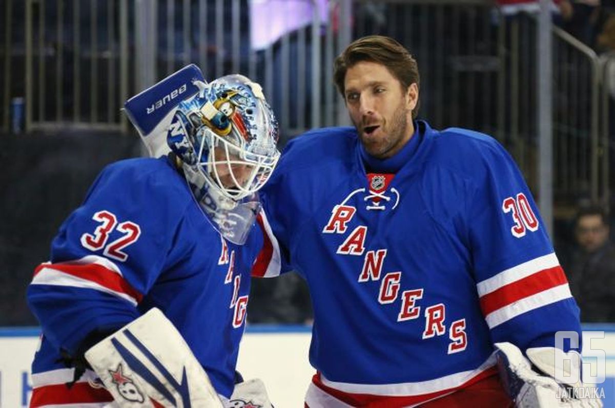 Raanta muodostaa Rangersin maalivahtikaksikon yhdessä Henrik Lundqvistin kanssa.