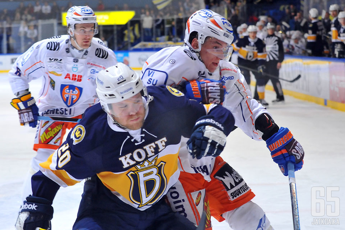 Ketkä halailevat tiukimmin Espoossa?  - Blues - Tappara - LIIGA  - Otteluennakko  - Kaikki jääkiekosta