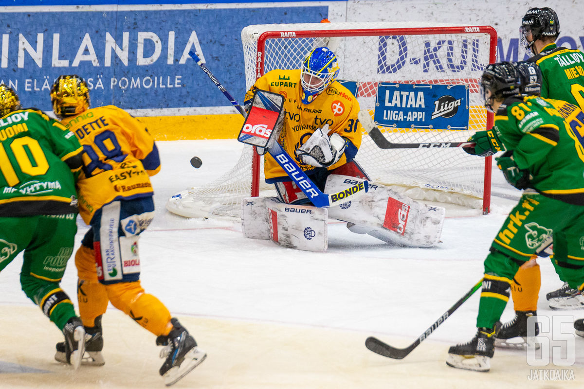 Lassi Lehtinen otti Ilvestä vastaan 24 torjuntaa ja joutui antautumaan vain kertaalleen.