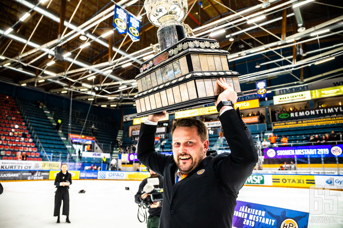 Antti Pennanen kuuluu suomalaisen valmentajakentän kärkinimiin. 