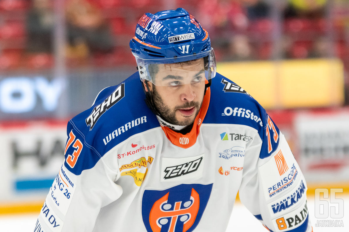 Nick Baptiste joutuu huilaamaan lauantain ottelun.