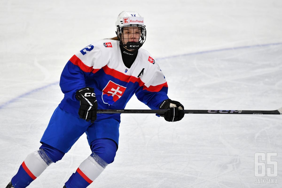 Nela Lopušanová on jälleen kerran alle 18-vuotiaiden slovakialaisten tähti.