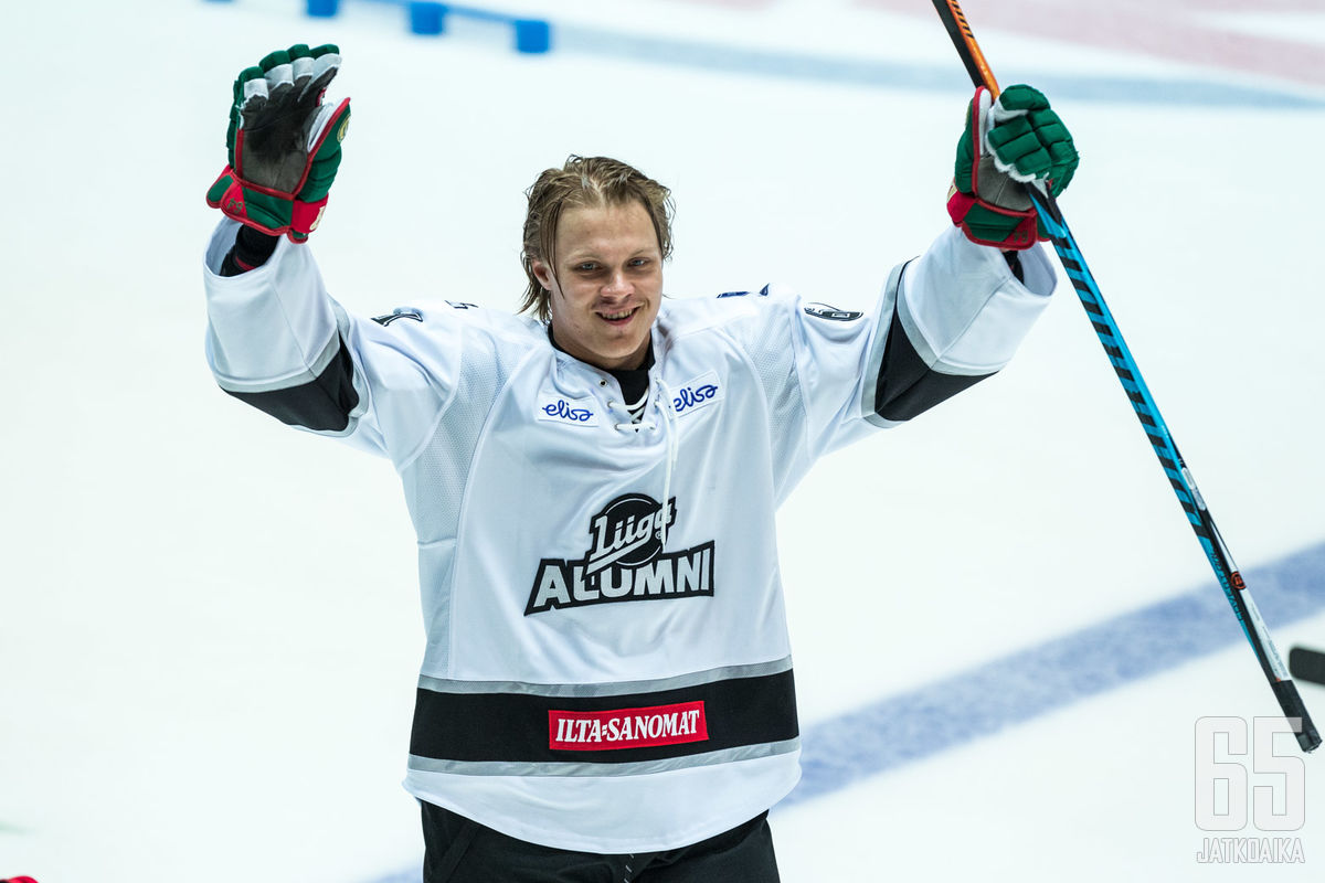 Granlund osallistui kesän aikana hyväntekeväisyysotteluun.