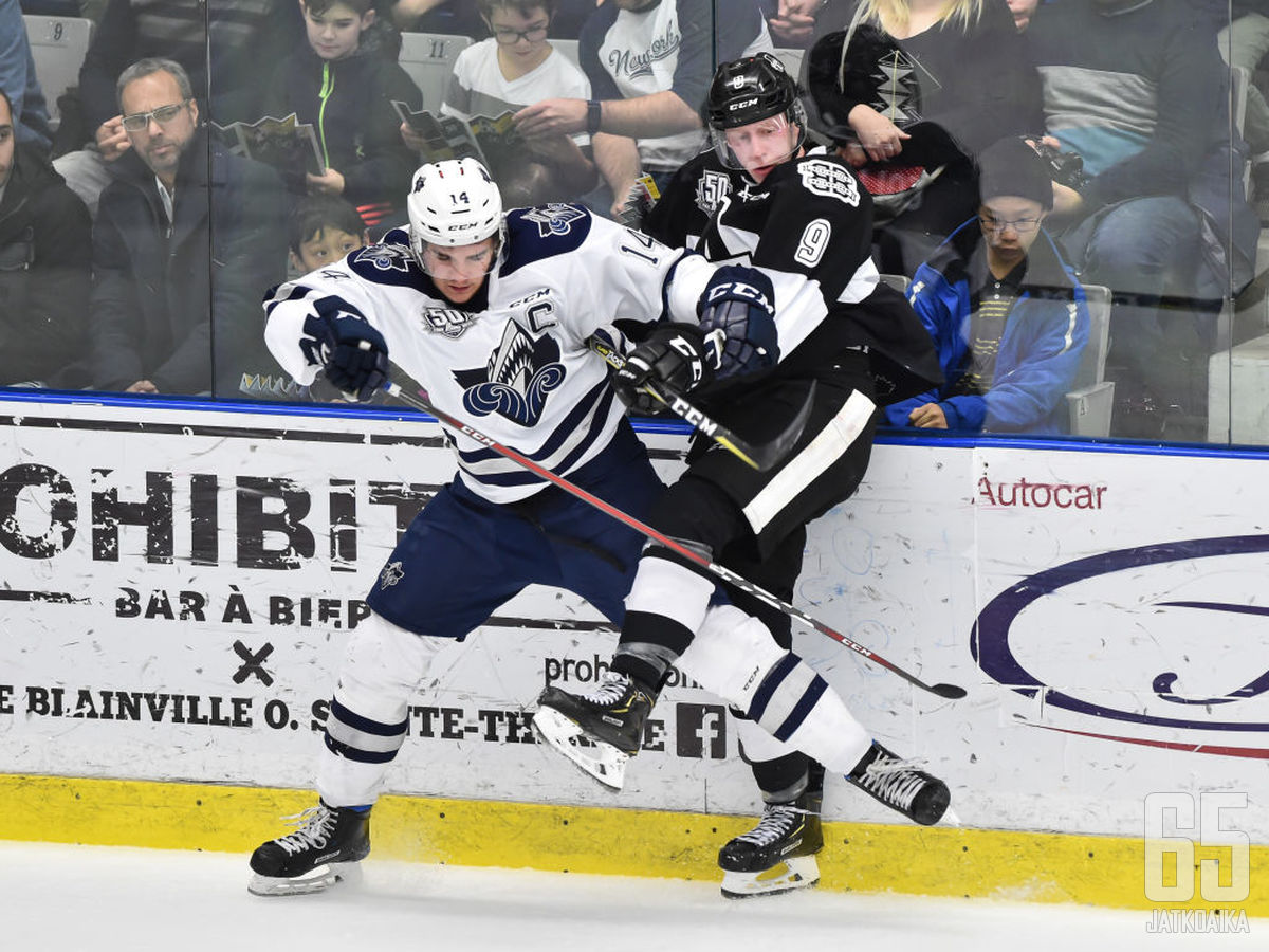 D'Astous toimi QMJHL-vuosinaan Rimouski Océanicin kapteenina kaudella 2018-2019. 