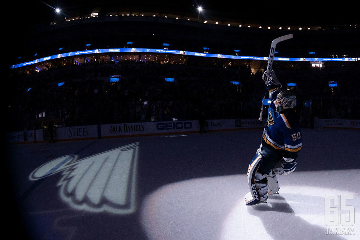 Jordan Binnington joutuu heti ensimmäisellä kaudellaan osoittamaan tasonsa voittavana pudotuspelimaalivahtina.