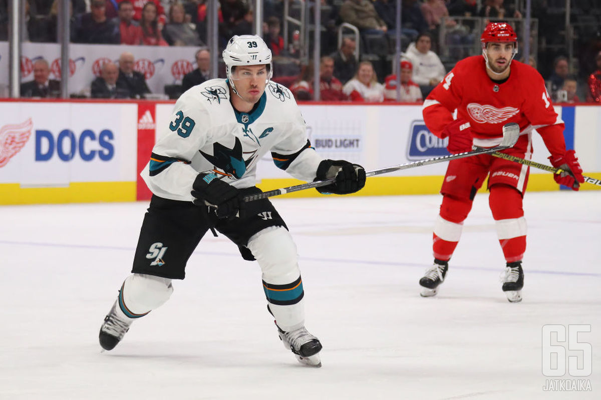 Logan Couture on arviolta reilun kuukauden päivät sivussa tositoimista.