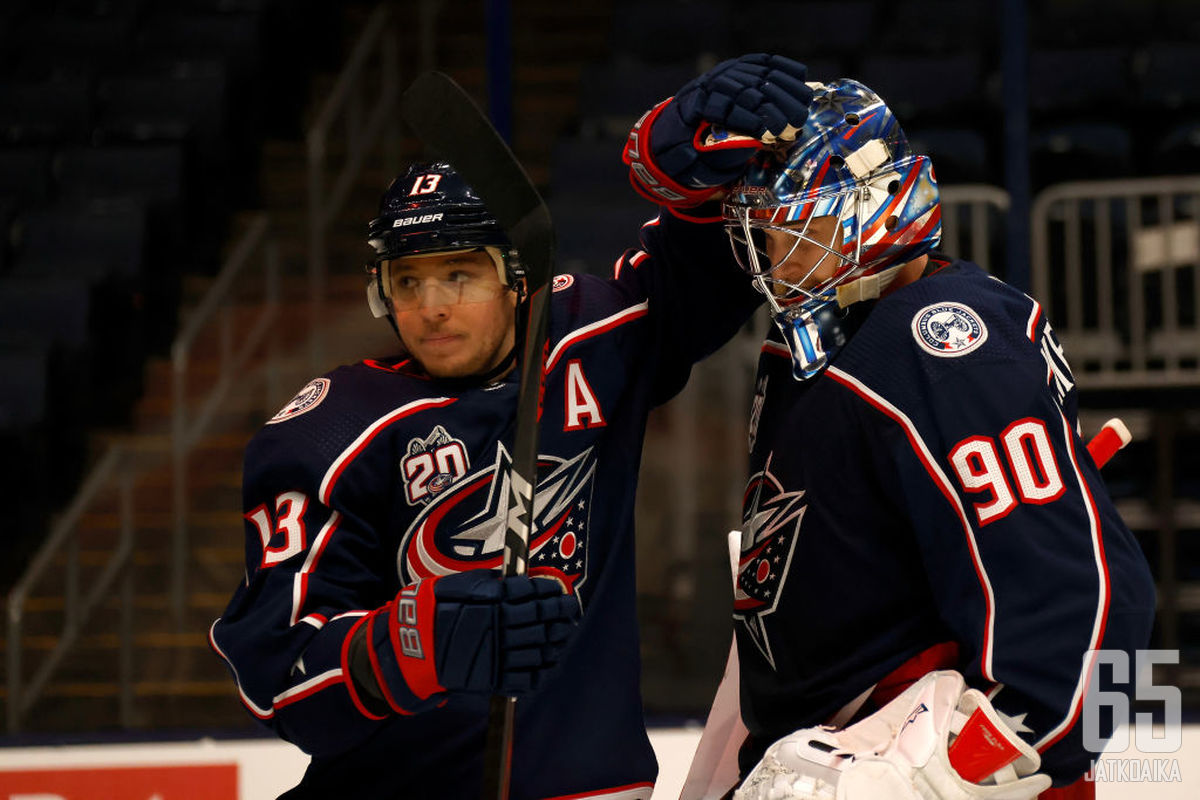 Elvis Merzlikins ja Cam Atkinson olivat isossa roolissa Tampa Bay LIghtningin kaadossa.