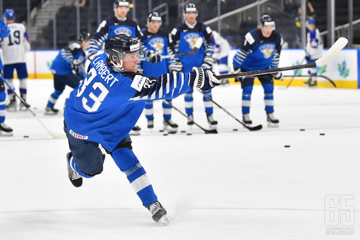 Brad Lambert voi edustaa Nuoria Leijonia ensi vuonnakin. 