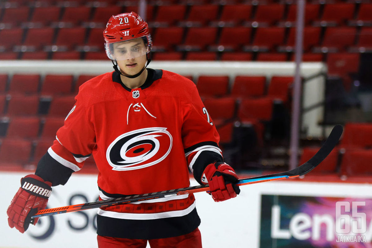 Analyysi: Hurricanes keräsi arvokasta oppia hallitsevan mestarin  käsittelyssä, mutta Lightning on yhä divisioonansa kärkihevonen - NHL -   - Artikkelit  - Kaikki jääkiekosta