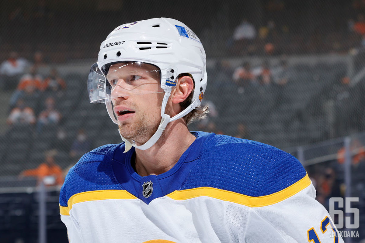 Eric Staal siirtyy ensimmäistä kertaa NHL-urallaan kanadalaiseen joukkueeseen.