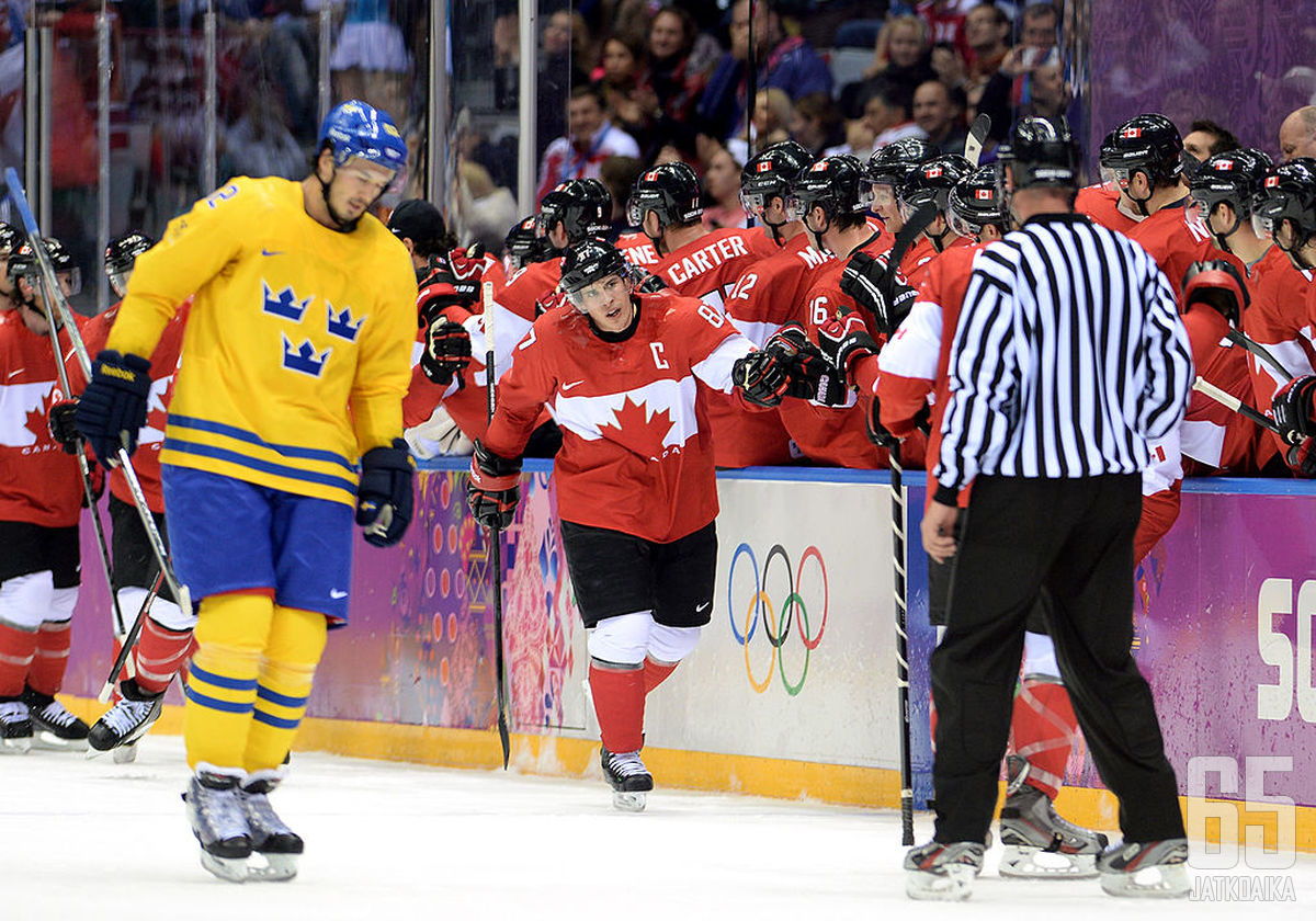 Sidney Crosby johti Kanadan kultaan Sotšissa 2014.