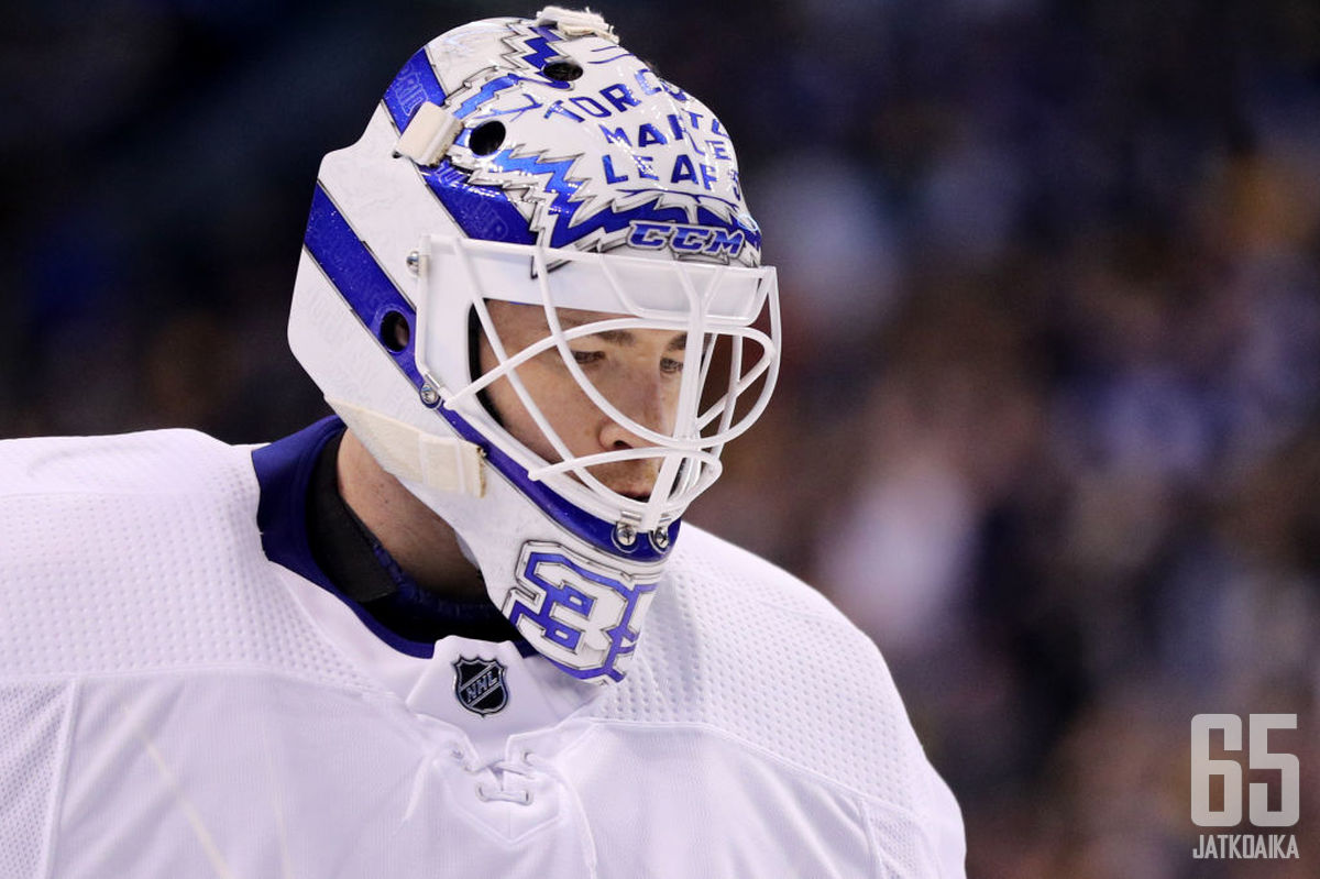 Curtis McElhinney aloittaa kauden näillä näkymin AHL:ssä.