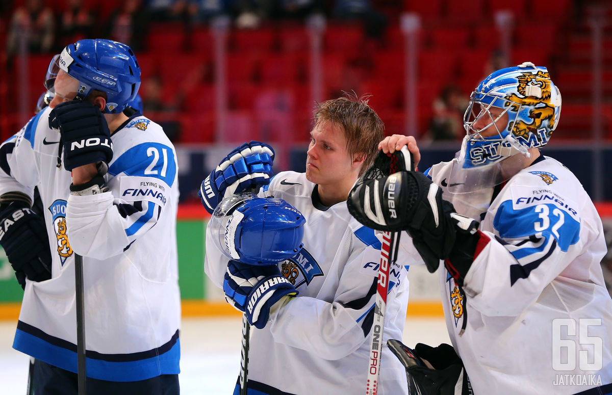 Mikael Granlund ja Antti Raanta joutuivat pettymään voittomaalikisassa.