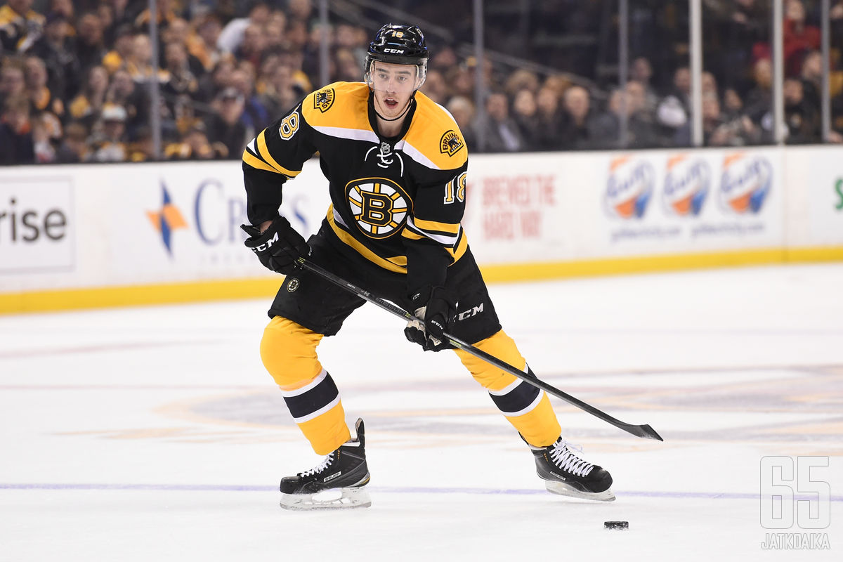 Reilly Smith kaupattiin Floridan lämpöön.