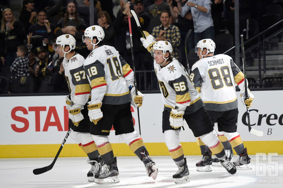 Vegas Golden Knights aloitti rytinällä.