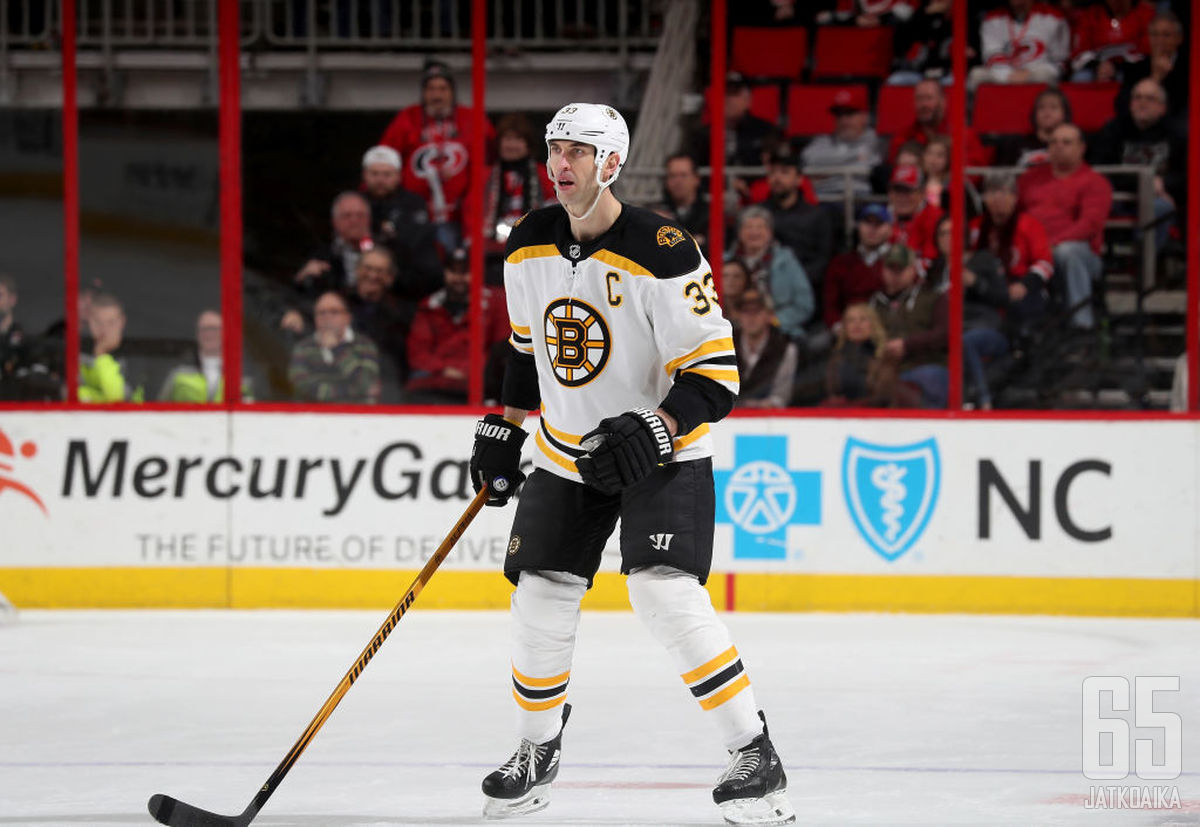 Zdeno Chara oli Bruinsin kapteeni 14 kauden ajan.