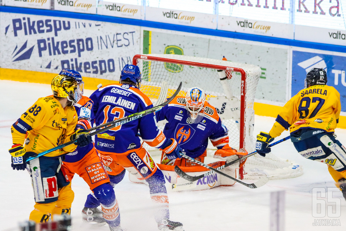 Tappara sekoitti kokoonpanoaan kohtalonotteluun – HIFK vaihtoi Lundellin ja  Borgströmin paikkoja - LIIGA  - Uutiset  -  Kaikki jääkiekosta