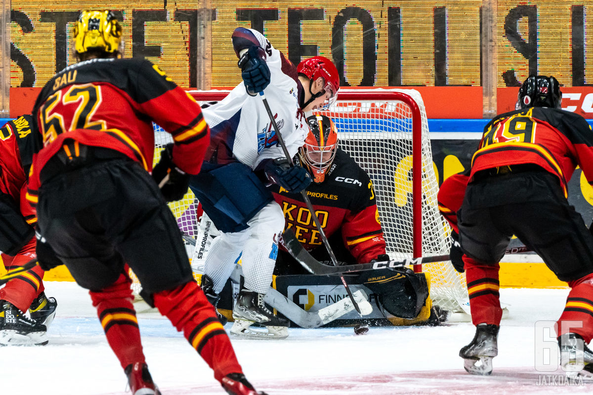 Mestis-viikko: Zemgalella haastava ensivisiitti Suomeen, KOOVEEn  kokoonpanohaasteet puhuttivat - MESTIS  - Artikkelit -   - Kaikki jääkiekosta