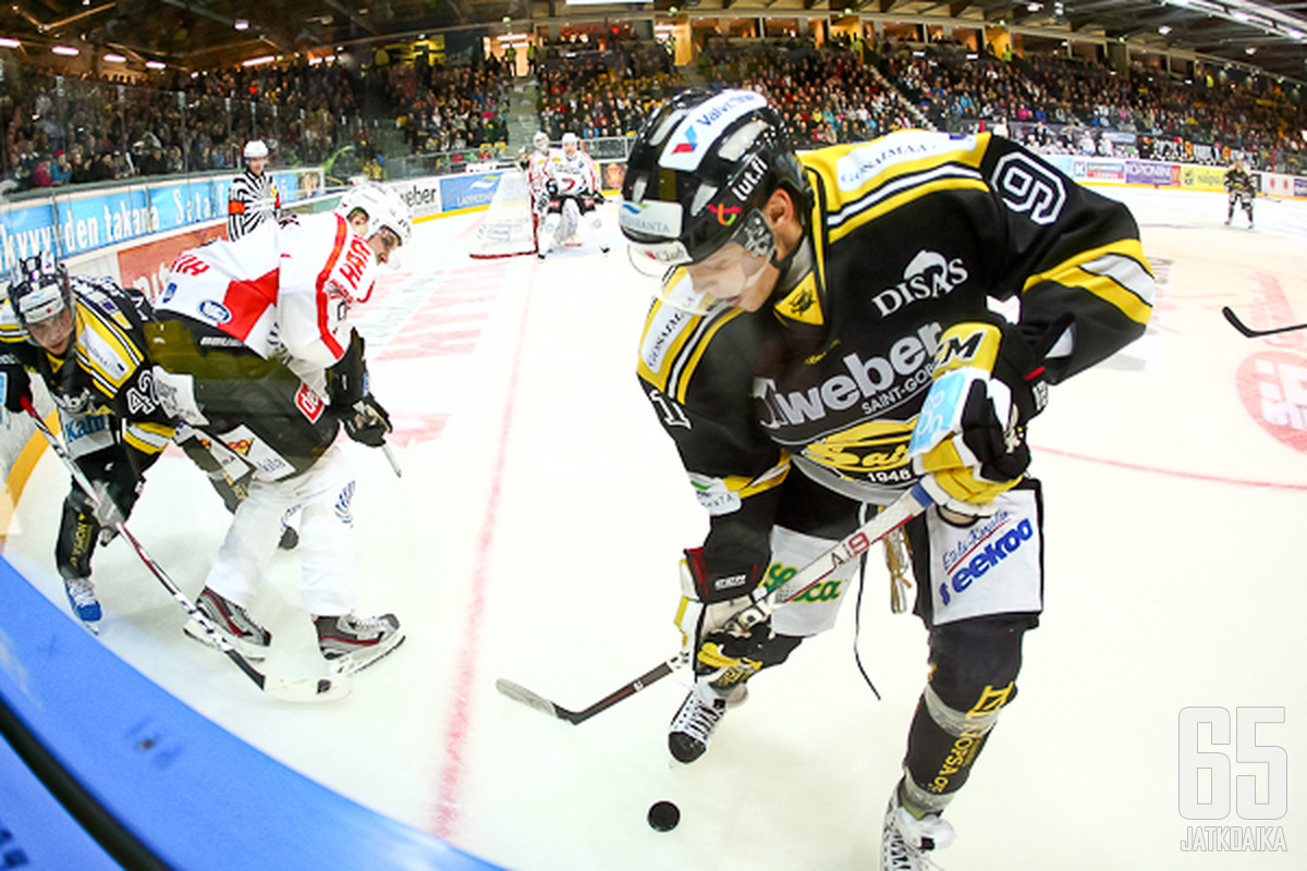 Jekimovs teki kahden SaiPa-kautensa aikana yhteensä 23 maalia.