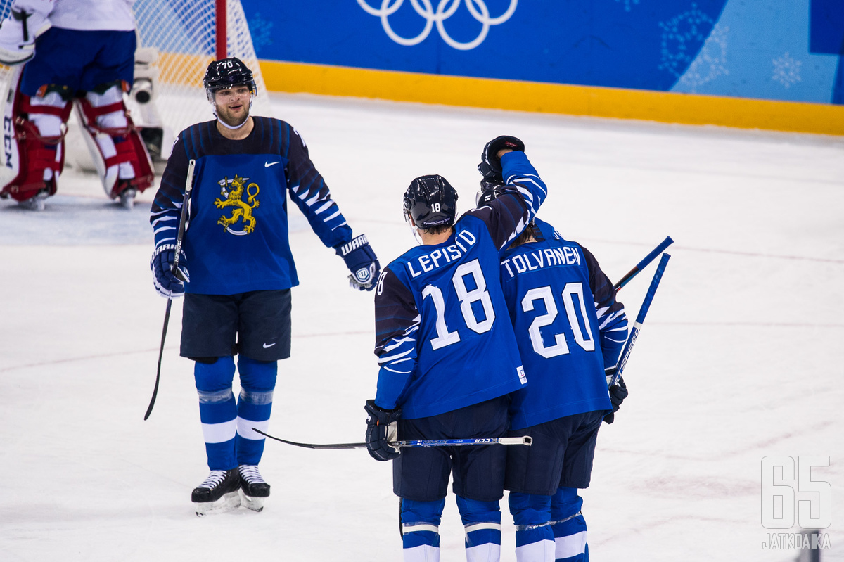 Olympialaisten puolivälierät eivät tarjoile yllätyksiä - MAAJOUKKUE -   - Artikkelit  - Kaikki jääkiekosta