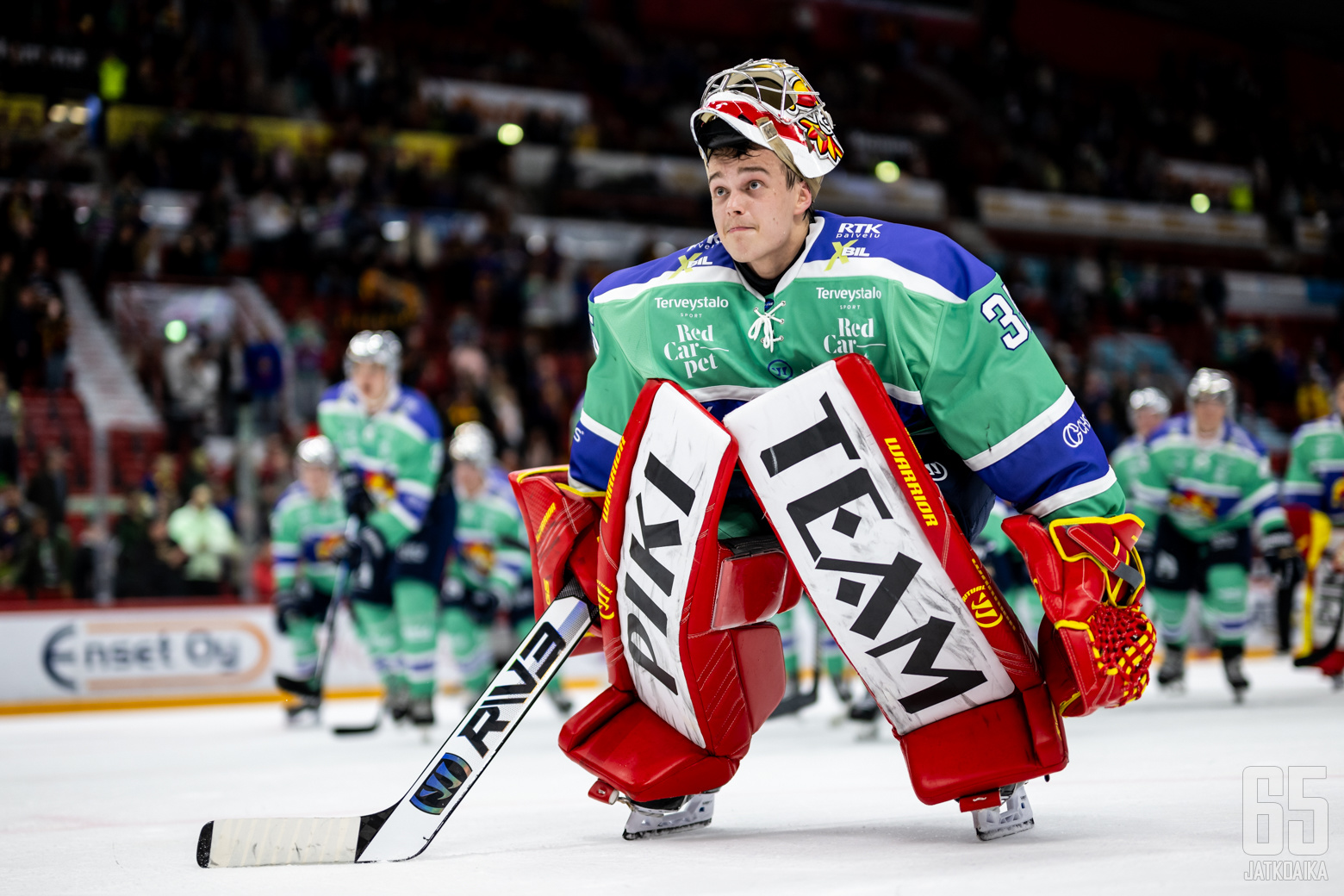 Jokerit Palkitsi Mestiksen Ennätysyleisön Kolmella Pisteellä - 06.10. ...