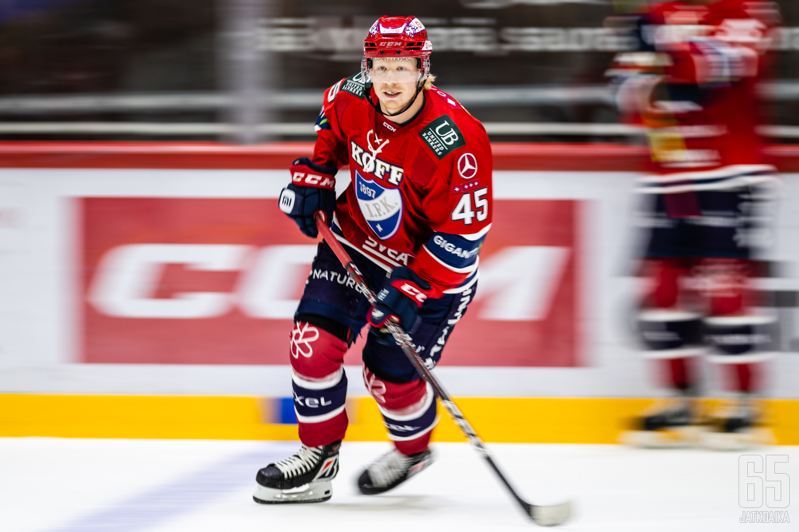 HIFK:n Micke-Max Åsten (45) Liigan runkosarjaottelussa HIFK - KooKoo, Helsingin jäähallissa, 24. syyskuuta 2022.