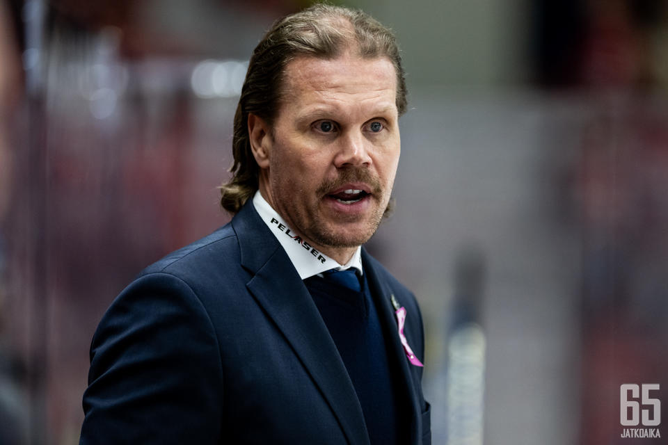 Olli Jokinen On Vuoden Valmentaja, Liigan Potkumaalisäännöt Ovat ...